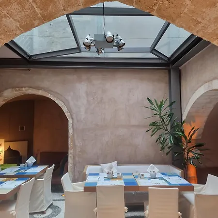 Elia Zampeliou Hotel (Adults Only) 3*